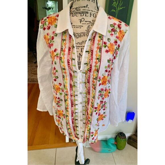Fig and Flower embroidered button-up top Sz Large Tie Front Floral Boho - Picture 6 of 6